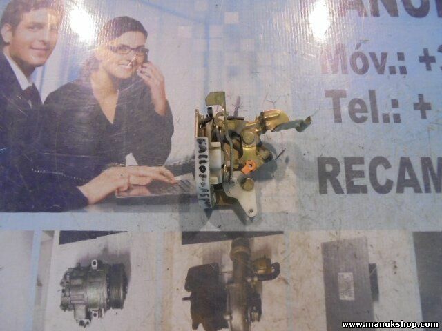 Cerradura puerta trasera izquierda Hyundai Galloper I -- 2.5 TD 1991/08-1998/07 