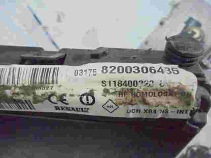 Caja de fusibles Renault Megane 2 Scenic II 8200306435 8200280950 S118400320C