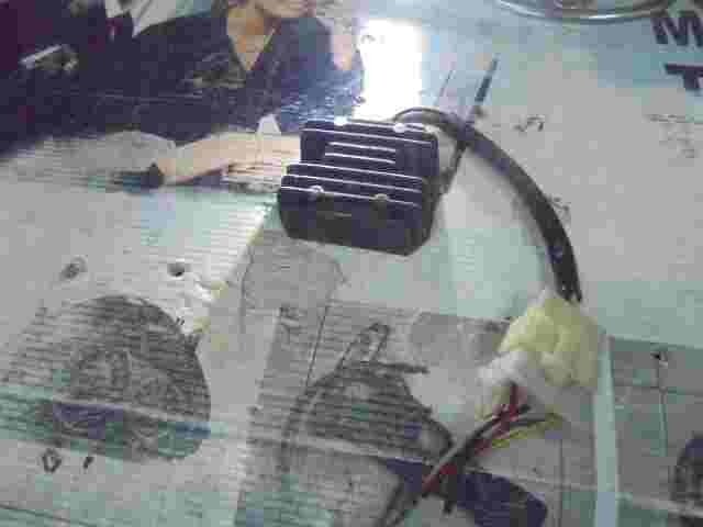 Regolatore raddrizzatore di tensione SGR Honda Scooter 125 1P52QMI 9M0604D22