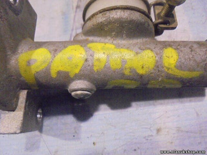 Cilindro ó Bombín Esclavo de Embrague Nissan Patrol 2.8 NABCO 30610C7300