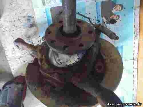 Mangueta buje delantera derecha Land Rover HRC2374 HRC 2374 2D01 2 D 01