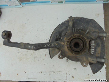 Mangueta buje delantero izquierdo Toyota 1587 ccm, 49