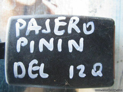 Cierre cinturon de seguridad delantero izquierdo Mitsubishi Pajero 30006335