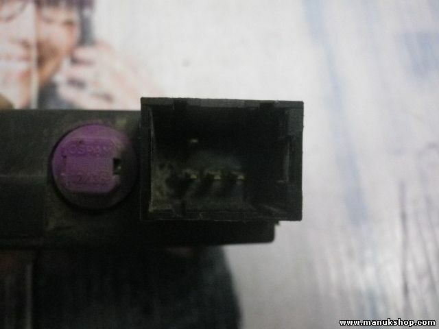 Interruptor de nivelación de faros Renault Megane 7700430218 VALEO 6281