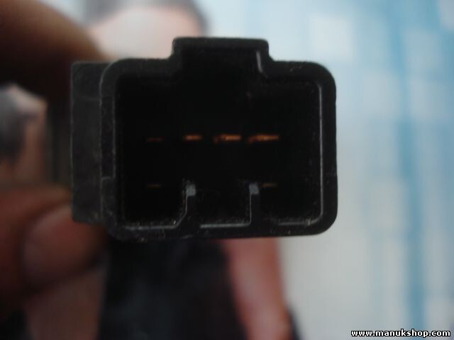 Niebla interruptor Kia Rio 84777FD000 84777-FD000 40617A 864W0171