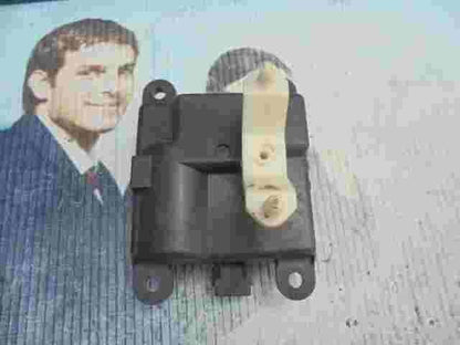 Calefacción actuador Nissan Almera Tino 3027030840 30270 30840 040805