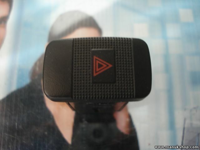 Interruptor de emergencia Kia Carens 0E23