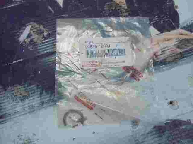 1 unidad Ring Shaft Snap  Toyota Corolla Matrix Yaris 9052018004 90520-18004