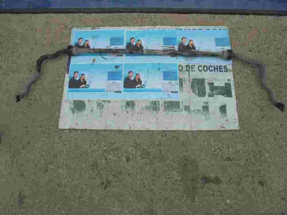 Barra de acoplamiento del estabilizador Porsche Cayenne Año 2008 3.6 7L0511025