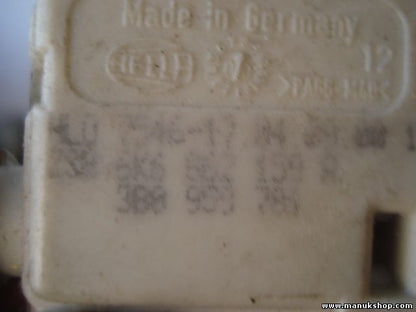 Cerradura actuador cierre centralizado de portón trasero VW Volkswagen 3B0959781