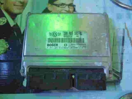 Centralita VW Passat 1.8 Audi A6 C5 3B0907551BL 3BO907551BL 26SA7083 0261207014