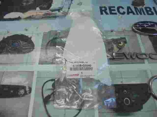 Protector Panel Puerta Trasera LH Toyota Auris Hybrid 67885802040 67858-02040