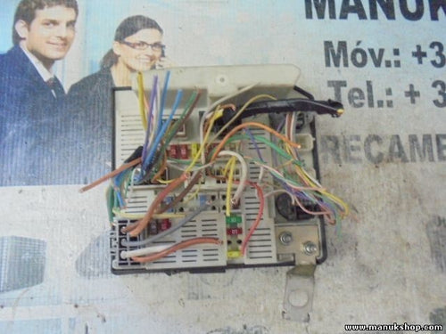 Caja de fusibles Renault Megane N2 USMC-PFT 519158075 8200481866F 8200481866-F
