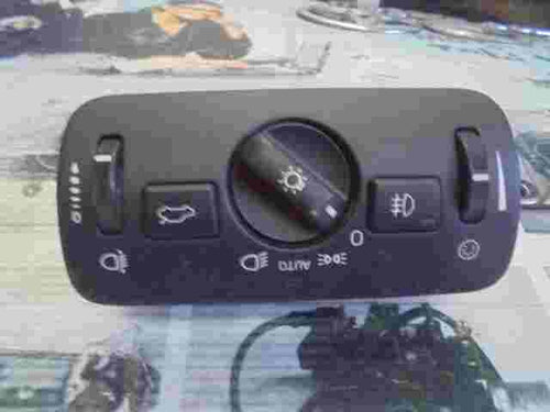 Conmutador de luces Volvo V40 30739425 G0GMA 10092207 120731B  12 07 31 B