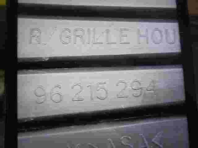 Parrilla rejilla frontal delantera  Daewoo Llanos 96215294 96 215 294