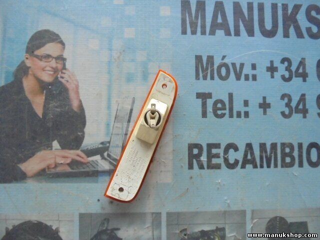 Intermitente delantero izquierdo Jeep XJ CC55055147 CC 55055147 CC55055149