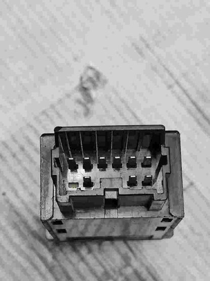 Niebla interruptor   Mitsubishi Galant Carisma 8310 Niles 1 POM