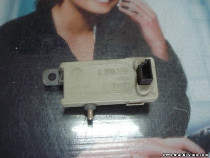 Amplificador de antena BMW E39 8368885 8 368 885 AAT 758