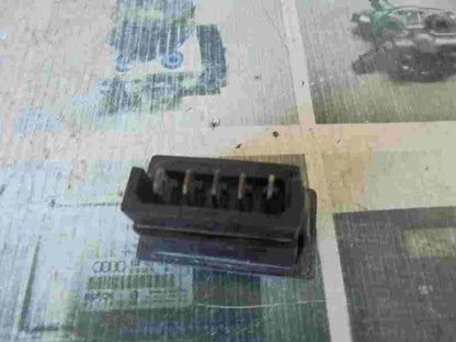 mando botonera elevalunas Nissan Terrano WD21 I Pathfinder