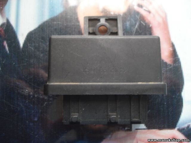 Relé de la bomba de combustible Citroen Peugeot 406 OMRON BITRON 240107