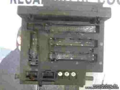 Caja de fusibles Ford Escort 94AG14A073AA