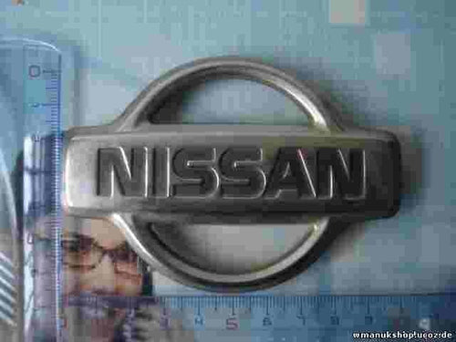 Emblema posteriore Nissan Almera 90890BM400 90890 BM400