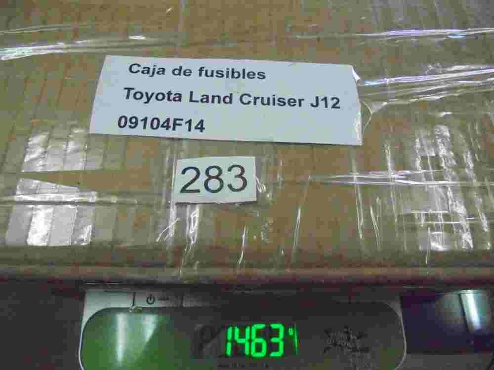 Caja de fusibles Toyota Land Cruiser J-12 120 09104F14 0910 4F14