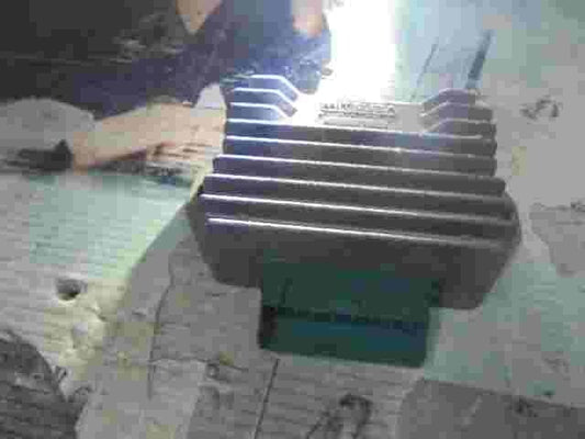 Regulador rectificador de voltaje SGR Piaggio Typhoon 50 5145-C 12V AC-DC