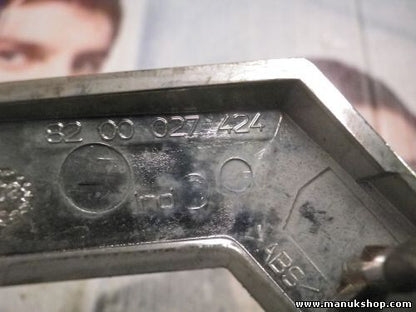 Emblema trasero Renault Modus Laguna 8200027424 82 00 027 424 7,5 cm. x 9,5 cm