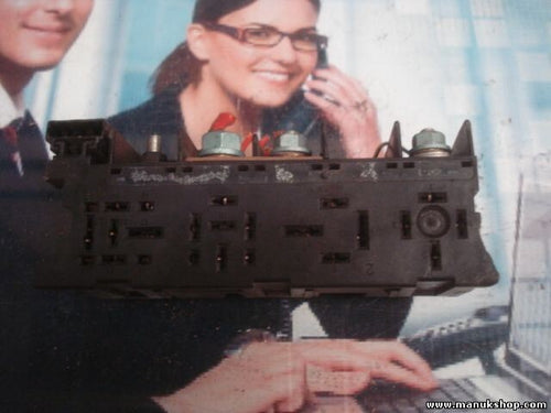 Caja de fusibles Audi A3 A4 A6 VW Passat 3B Golf Superb 3U 8L0941822A 896083000