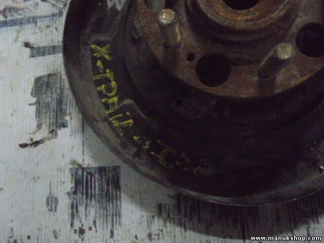 Mangueta buje delantero izquierdo Nissan 206 KW, 280 PS L47 HMC