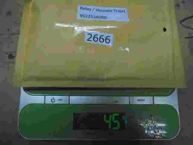 Relé Hyundai Trajet OMRON HMC 95225-3A000 952253A000 DC12V 15 /15A