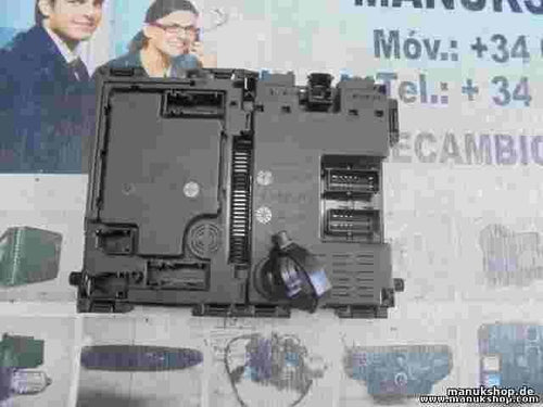 Caja de fusibles de relé Peugeot  BSI T1 B2 962646088002 9626460880 S105872300D