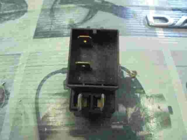 Interruptor Iveco Daily Mercedes-Benz Man 511004 511.004