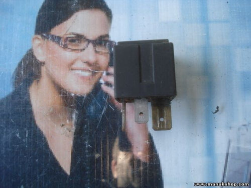 Relé Alfa Romeo Fiat Lancia 46520429 A727