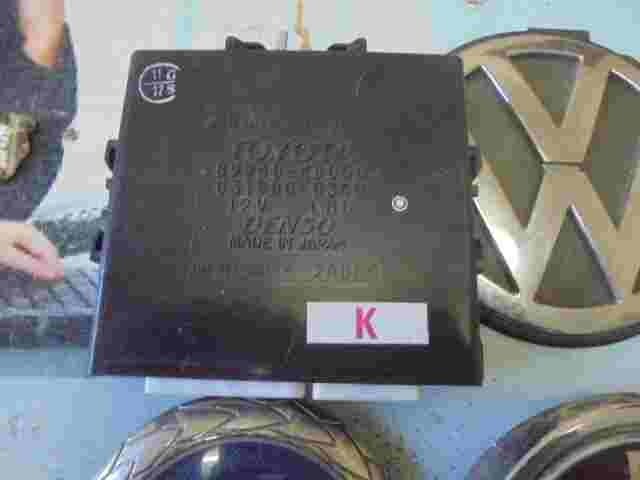 Faro de control del relé Lexus RX 330-350 8994048050 DENSO 0319000340