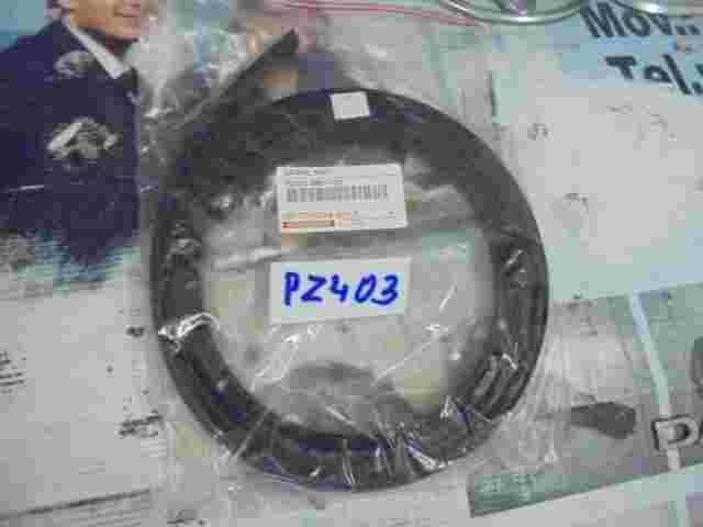 Rubber C Slot Cover Spare Part  Toyota Avensis PZ4035861103 PZ403-58611-03 PZ403