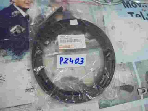 Rubber C Slot Cover Spare Part  Toyota Avensis PZ4035861103 PZ403-58611-03 PZ403