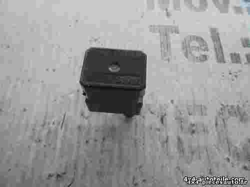 Relé Nissan Renault NAIS ACM33201 M08 Nr. 4