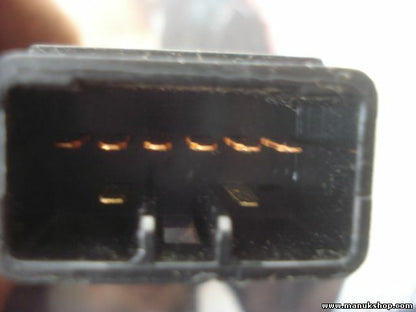 Interruptor de emergencia Kia Rio 2004 84776FD000 864W0140 HAZARD 40609C