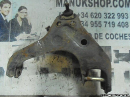 Brazo de suspensión delantera izquierda Nissan Terrano T2 II R20 2.7 SE 1993-96