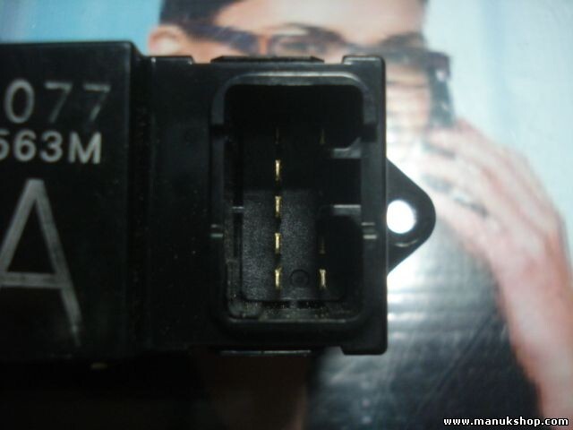 mando botonera elevalunas Mitsubishi Colt 8608A077 C8D-D563M-UK F000150 120106A