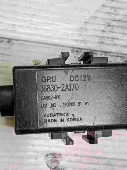 Recocido controlador Glow relé enchufe Hyundai Kia Rio 368332A000 368302A170