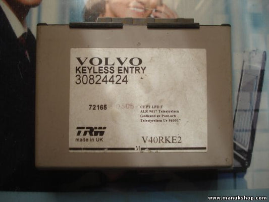 VOLVO V40 S40 30824424 72165 relè