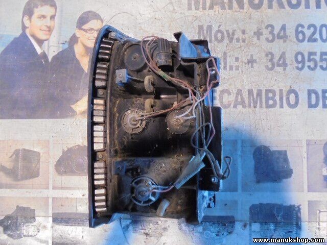 Pilotos trasero derecho  Mitsubishi Pajero Montero V20 V40 MB831090 1991-1995