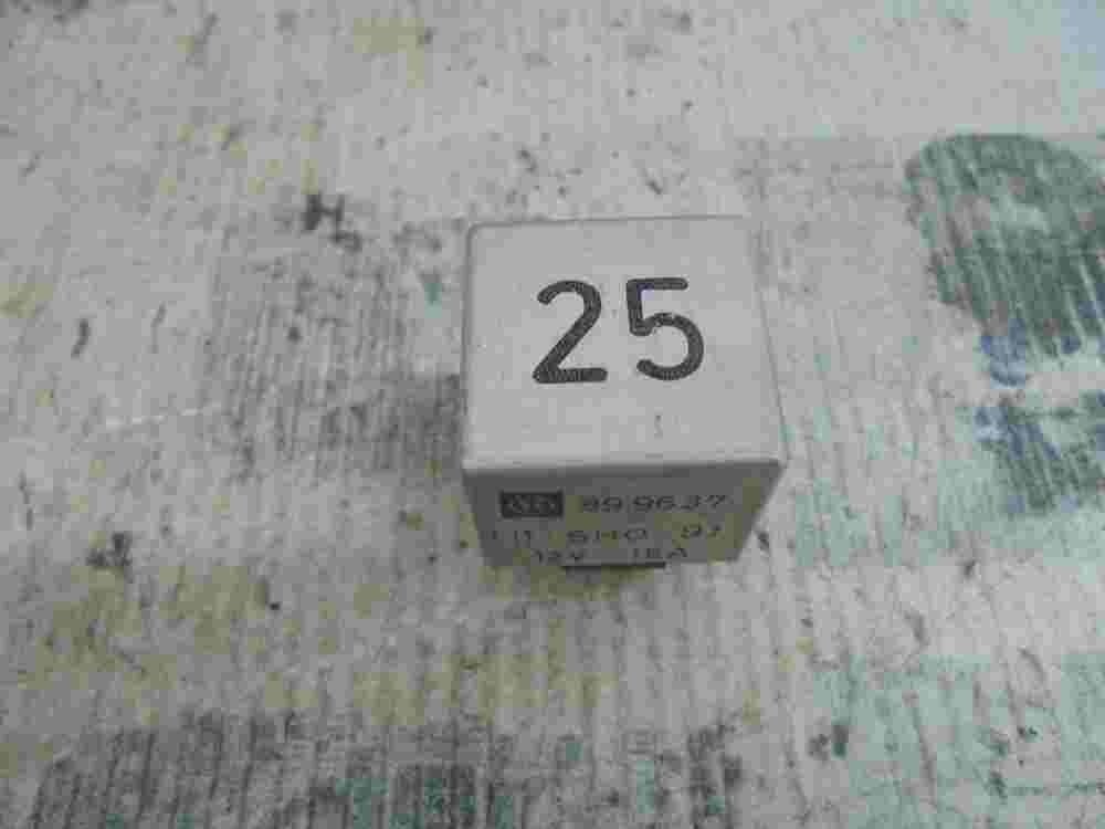 Relé VW Seat Skoda Audi Nr.25 321963141A 321 963 141 A SHO 899637 89 96 37
