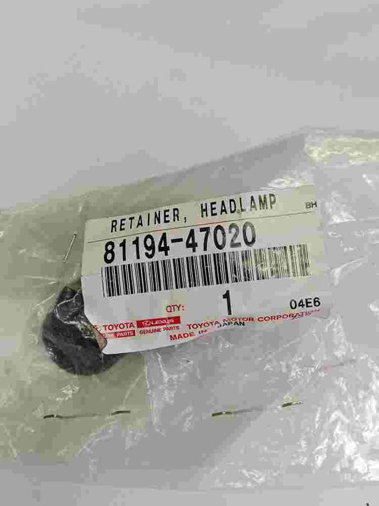 Retainer Headlamp Protector Upper LH  Toyota Prius 8119447020 81194-47020