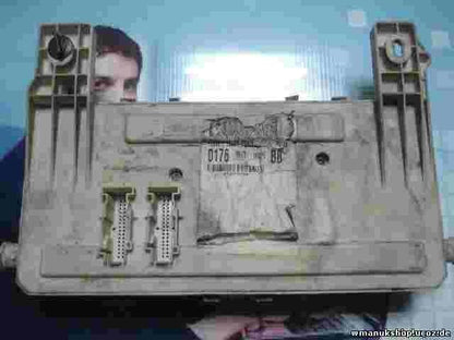 Caja de fusibles de relé Ford Focus 97RA000001 97RA012018 7M5T14A073BB