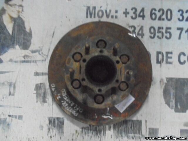 Mangueta buje delantero izquierdo Nissan Patrol Hardtop K160 K260 40206G9500