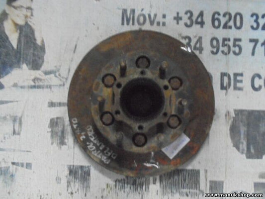 Mangueta buje delantero izquierdo Nissan Patrol Hardtop K160 K260 40206G9500